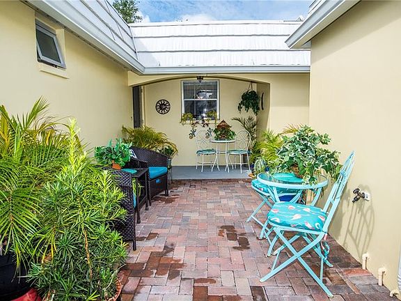 5th image of 5848 Driftwood Pl #38