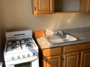 832 Chestnut St APT 3, Reading, PA 19602