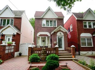 8212 133rd Ave, Ozone Park, NY 11417