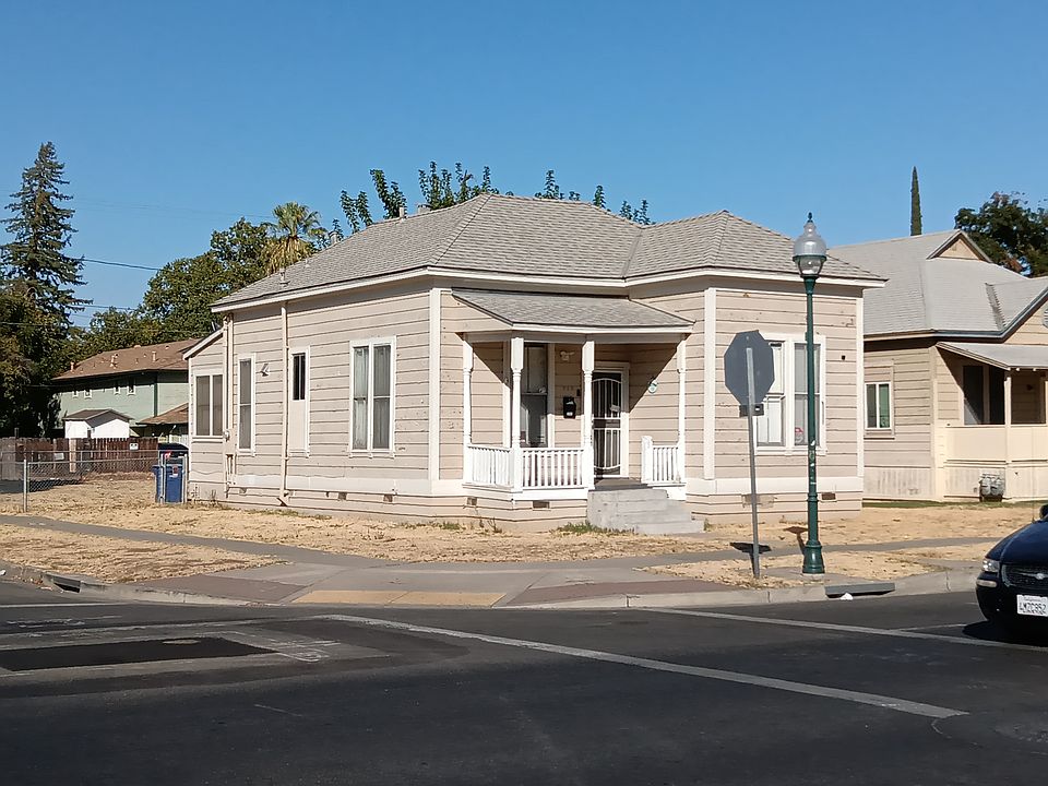 2nd image of 259 W 18th St #101