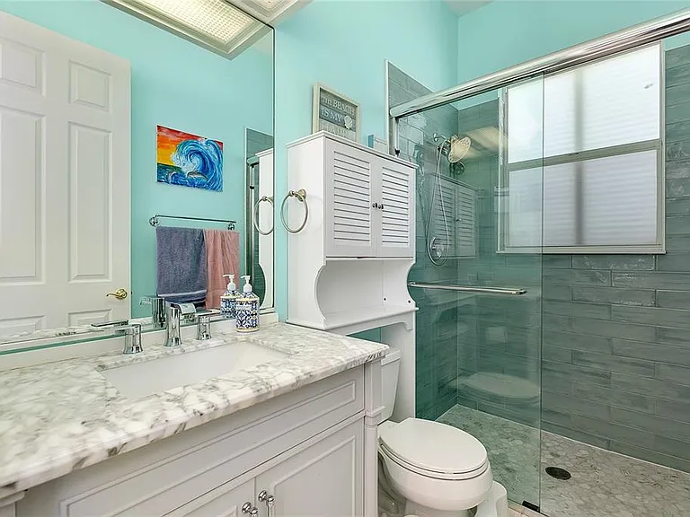 360 Cedarbrook Ct — Photo 16