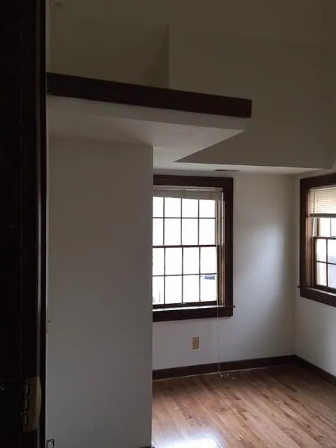 500 Albert Ave — Photo 4