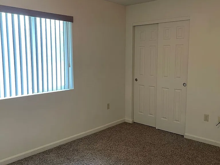5463 Deschutes Rd — Photo 17