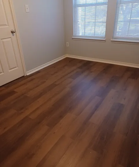 1025 Bainbridge Ln — Photo 10