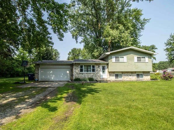 7070 Quain Rd, Birch Run, MI 48415