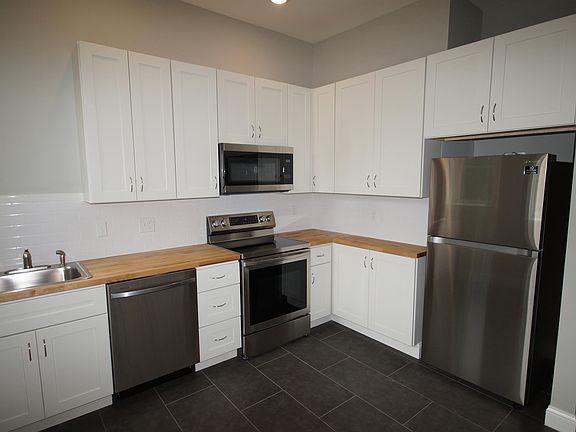 2nd image of 2309 Thurman Ave #A