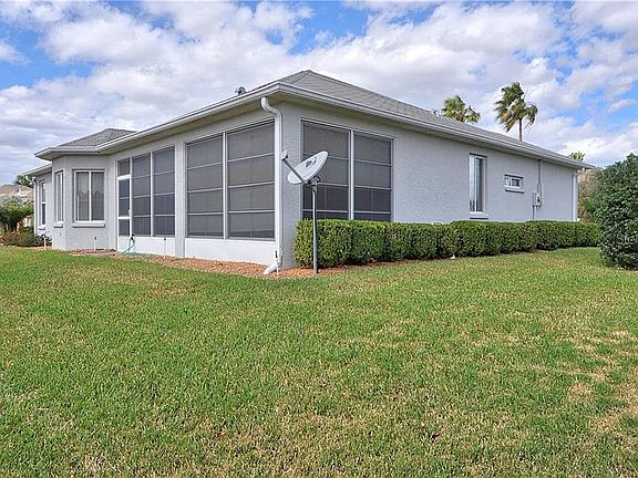5th image of 2232 NW 50th Cir