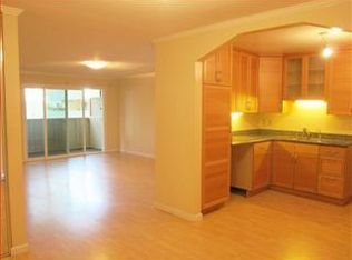 1033 Crestview Dr APT 103, Mountain View, CA 94040