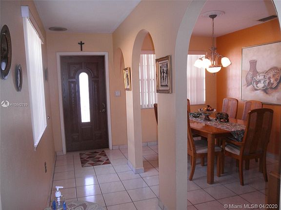 3rd image of 3037 SW 17th St #3039