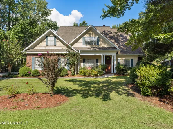 92 Highpointe Dr, Hattiesburg, MS 39402