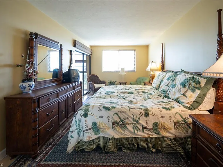 807 River Point Dr #304D — Photo 10