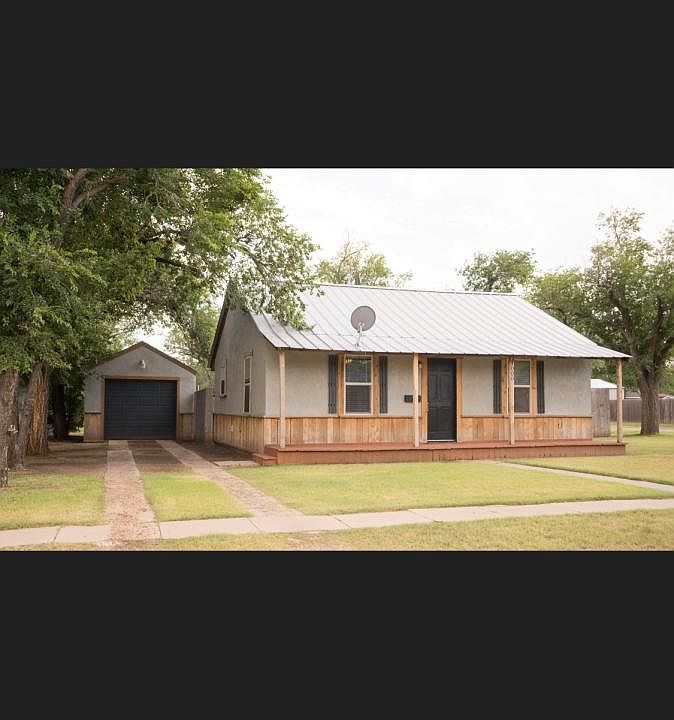 1st image of 1000 7th Ave