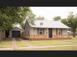 1000 7th Ave, Canyon, TX 79015