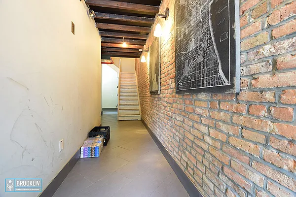 Rented by null | media 23