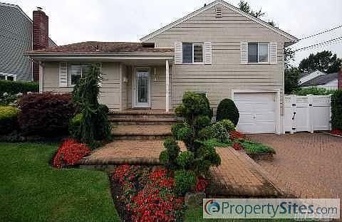 1st image of 3 Bayview Pl E