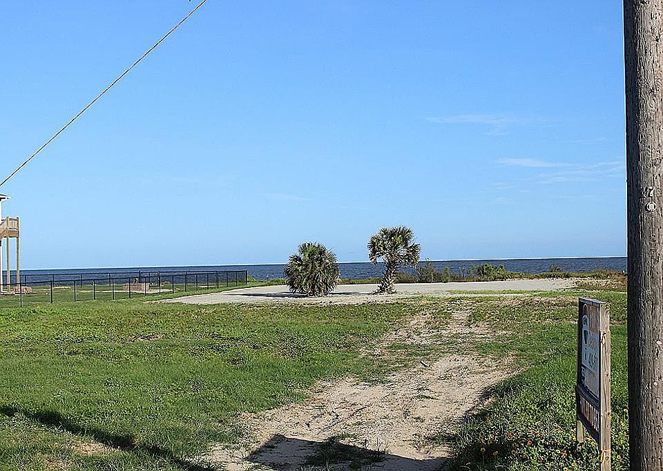 2nd image of 1534 Highway 87