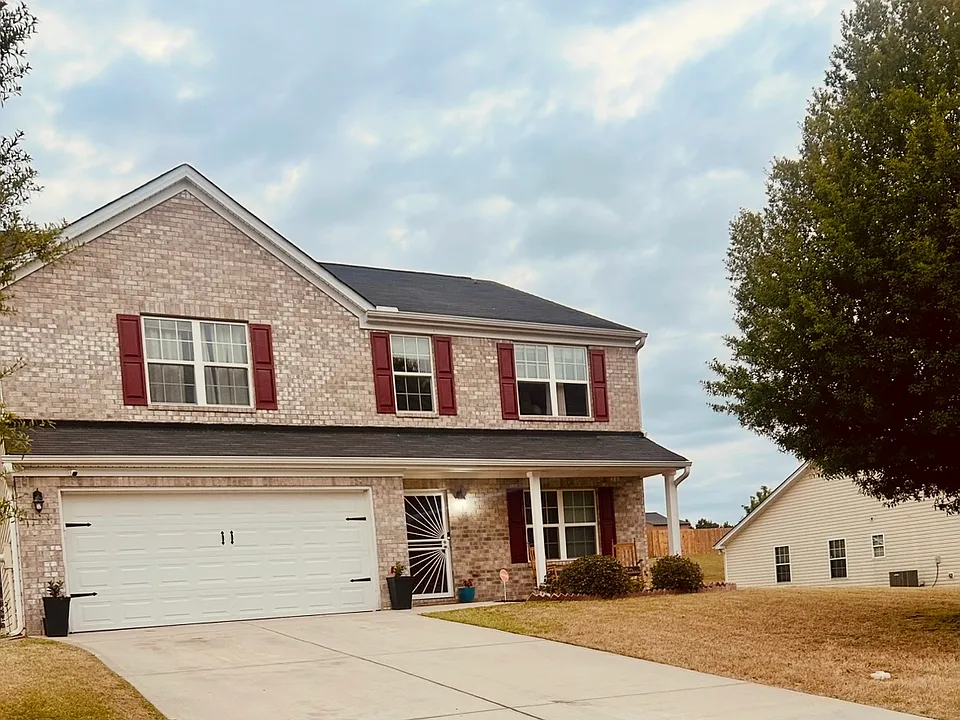 2072 Cedar Walk Dr
