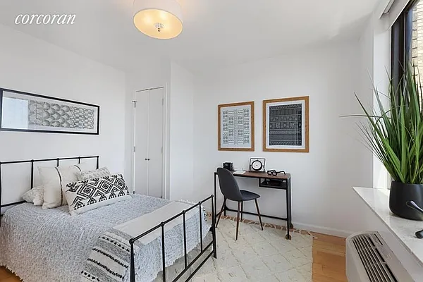 Rented by Corcoran | media 19