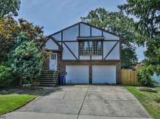 89 Gibson Blvd, Clark, NJ 07066