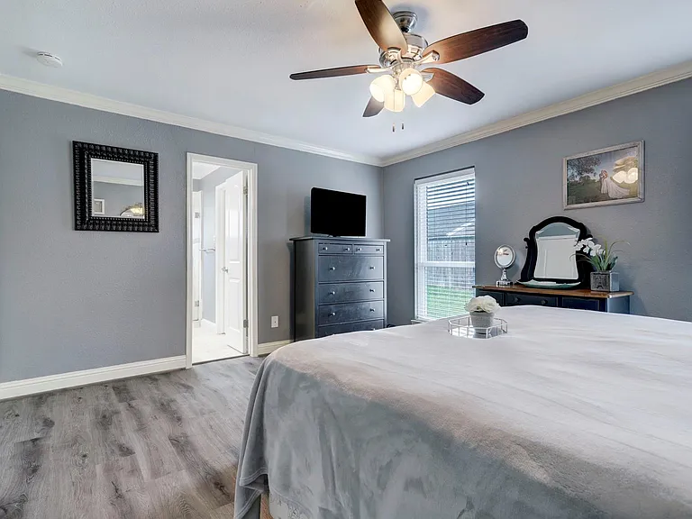 2235 Round Lake Dr — Photo 20
