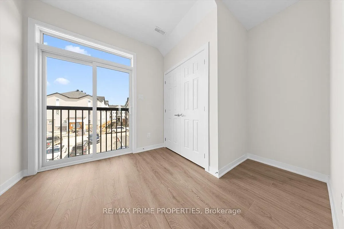 2 bed, $2,100 — Photo 4
