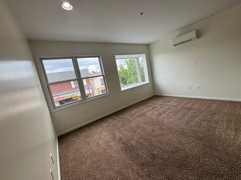 316 Bridge St #D — Photo 11