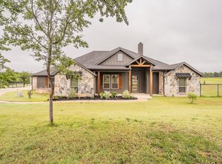 112 Oaks Springs Ln, Weatherford, TX 76087