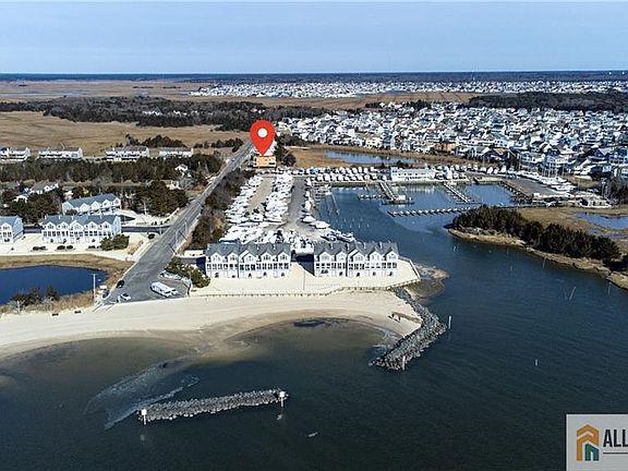 2nd image of 1427 Radio Rd