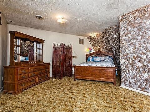 Huge upstairs bedroom