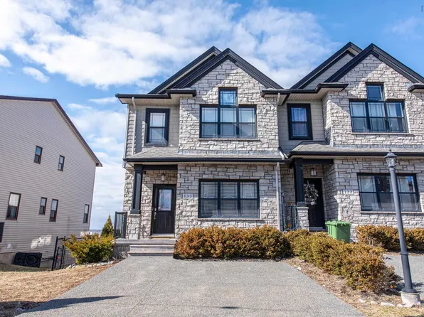 135 Maple Grove Ave, Timberlea, NS B3T 0C9