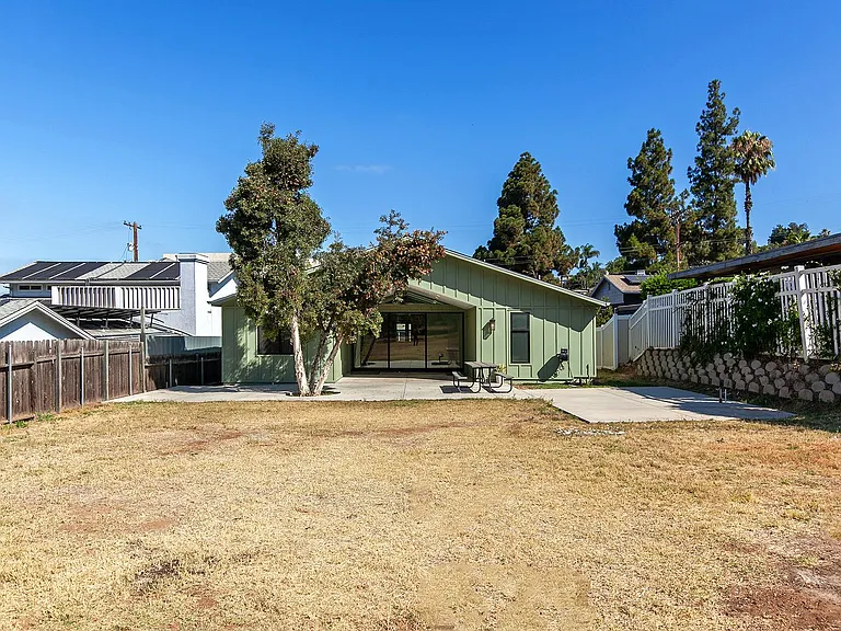 7843 Quince St — Photo 36