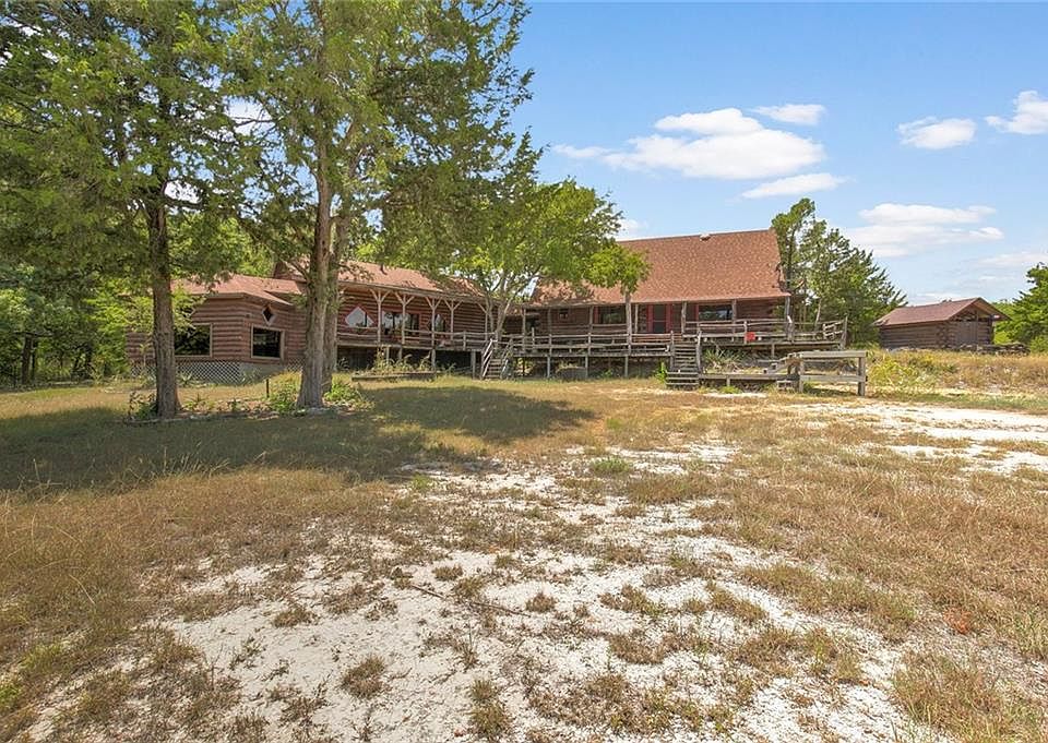 1st image of 108 Lakeview Cir