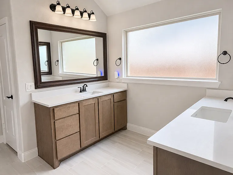 1012 Bessie Dr — Photo 8