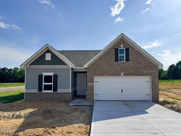 234 Smith Farms Dr, Lillington, NC 27546