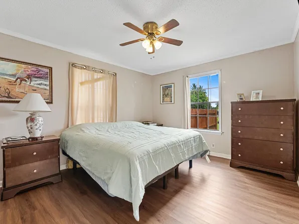 1705 Boardman Avenue, Mangonia Park, FL 33407