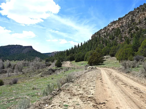 County Road 352, Dulce, NM 87528