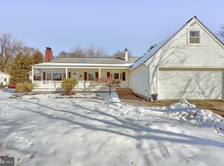 1752 Harbor Dr, Chester, MD 21619