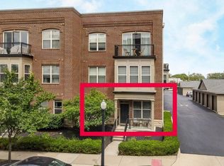 972 Perry St, Columbus, OH 43215
