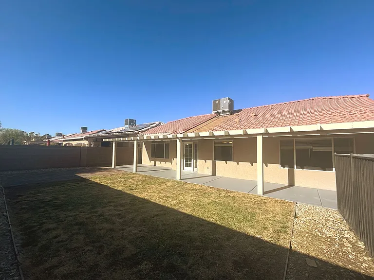 1667 Tangerine Rose Dr — Photo 42