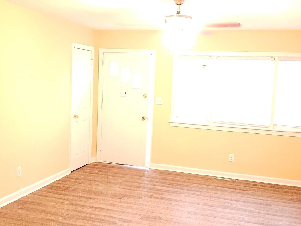 2nd image of 2219 Keller Ave