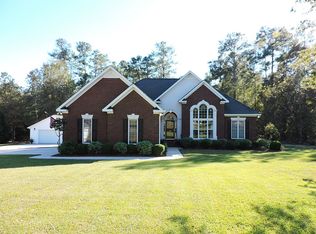 129 Clearview Dr, Hopkins, SC 29061