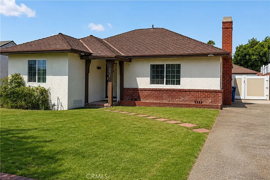 3 bed, 1700 sqft, $4,800 — Photo 2