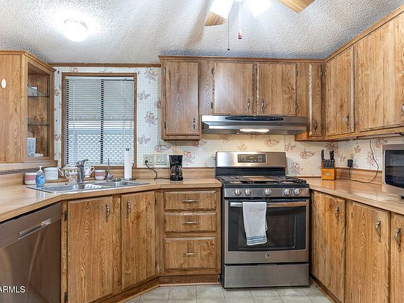 5th image of 450 W SUNWEST Drive #111