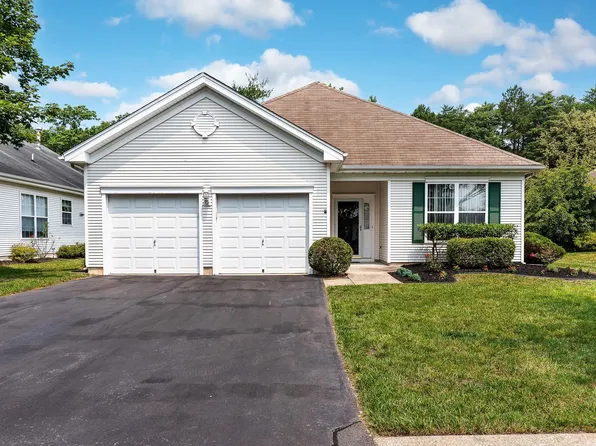 42 Pembrooke Way, Galloway, NJ 08205