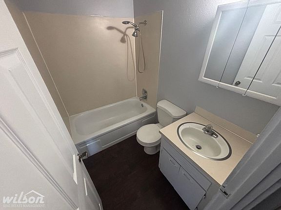 4th image of 313 N 6th Ave APT 3C