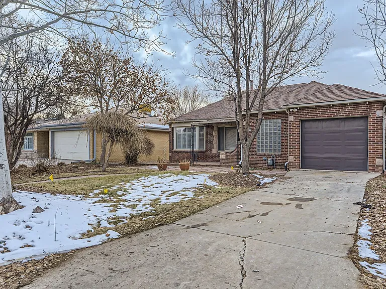 849 Grape St — Photo 2