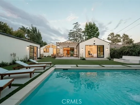 4711 Placidia Ave, North Hollywood, CA 91602