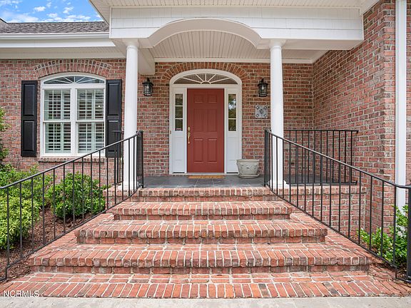 4th image of 228 Hardingwood Drive