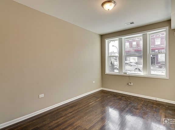 2nd image of 3757 S Hermitage Ave
