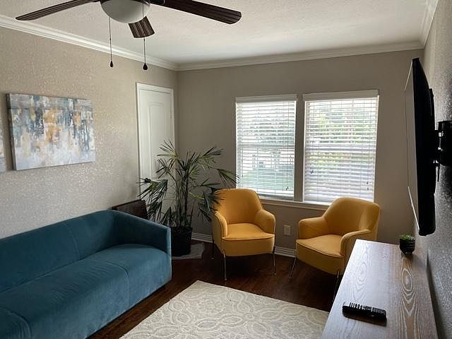 Fully furnished living room.
